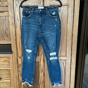 Abercrombie & Fitch The Skinny High Rise distressed jeans denim size 28 6 short